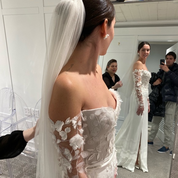 Bridal veil - Picture 2 of 3